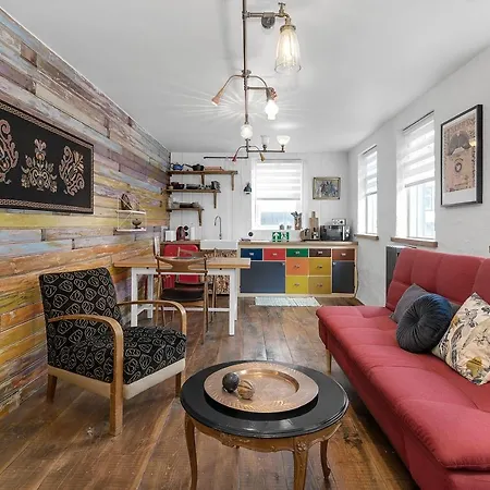 Rustic Retreat In The Center Of Reykjavik Apartment Exterior photo
