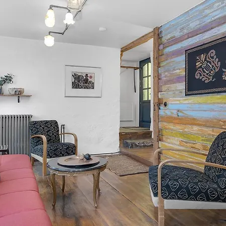 Rustic Retreat In The Center Of Reykjavik Apartment Exterior photo